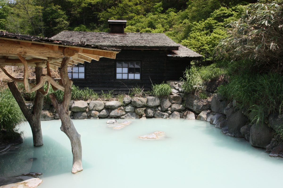 Nyuto Onsen — Seven Inns at the End of a Mountain Road