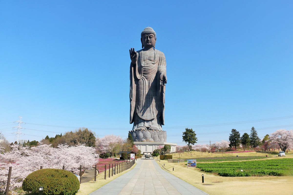 Ushiku Daibutsu
